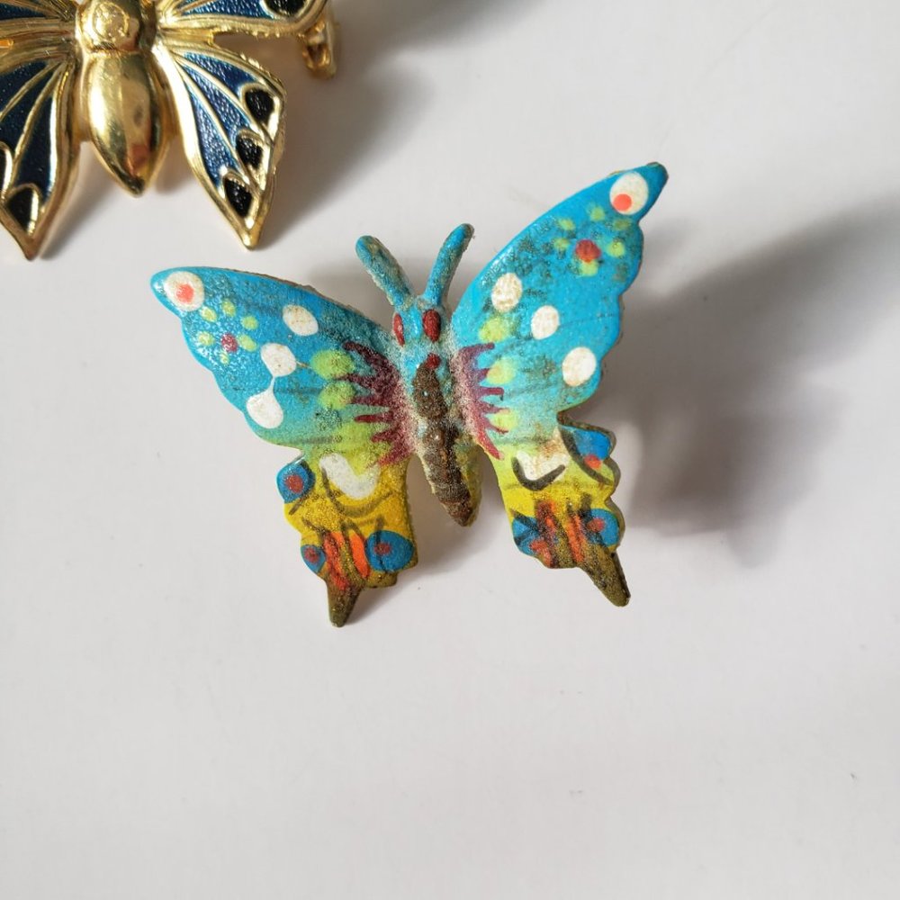5 Assorted Butterfly Pins - Picture 3 of 9
